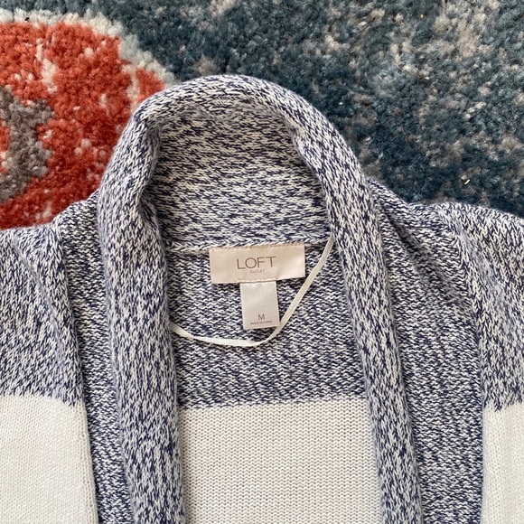 LOFT Cardigan - Picture 5 of 7